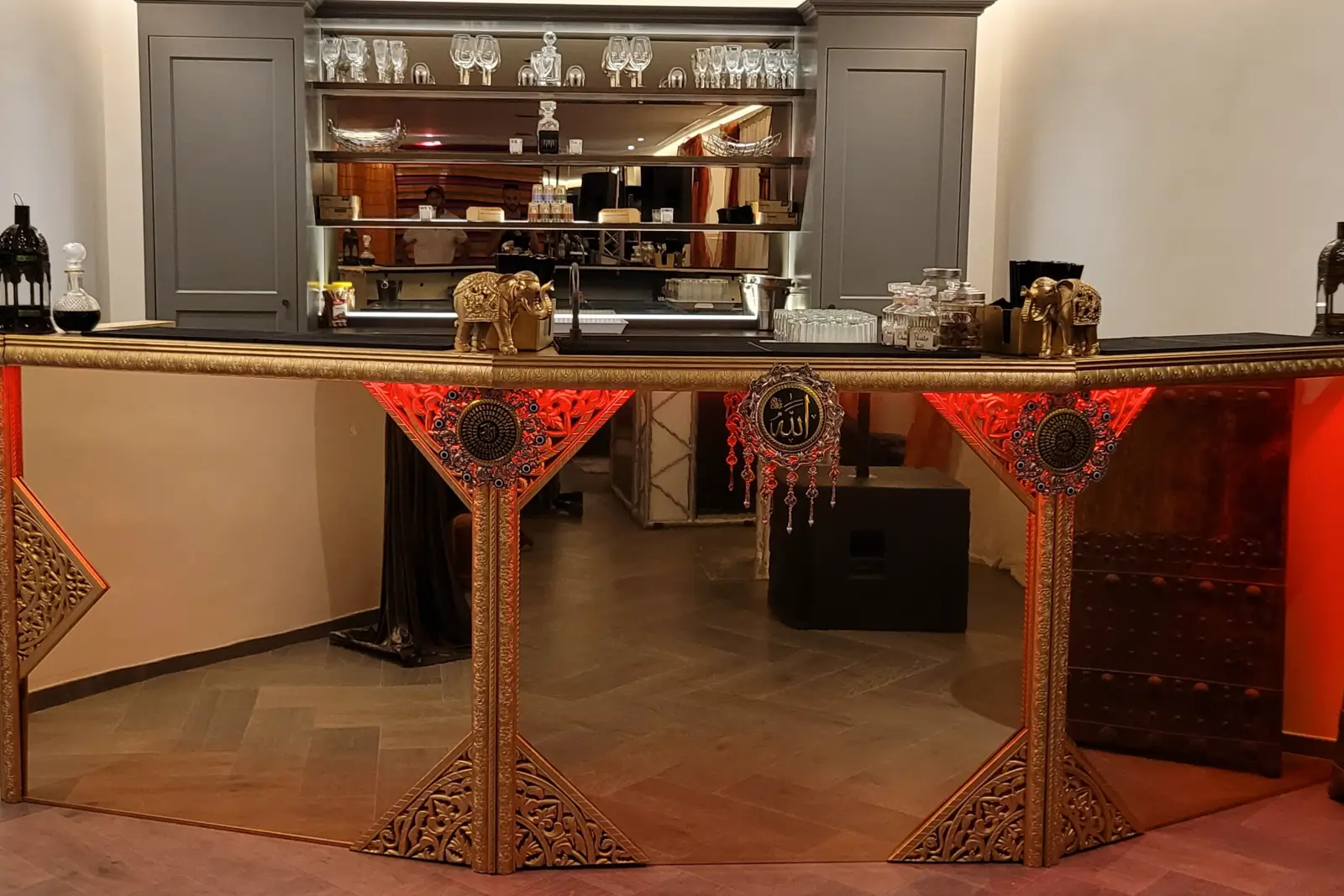 ethnik bar